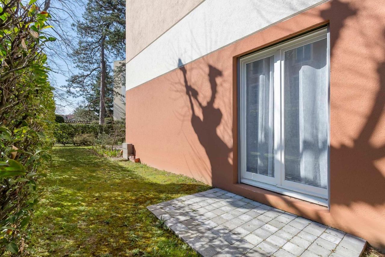 Suite Granges En Rez-De-Jardin Pour 4 Voyageurs Lyon Zewnętrze zdjęcie
