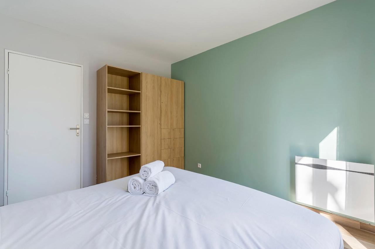Suite Granges En Rez-De-Jardin Pour 4 Voyageurs Lyon Zewnętrze zdjęcie